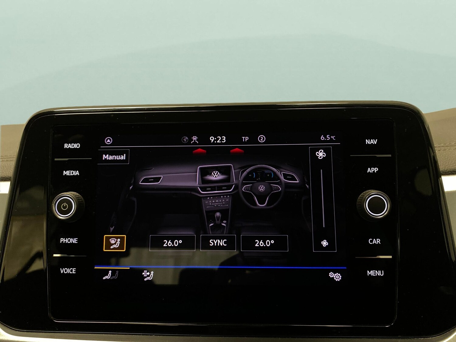 Used Volkswagen T-Roc 2023 for sale - 78212306: Photo 16