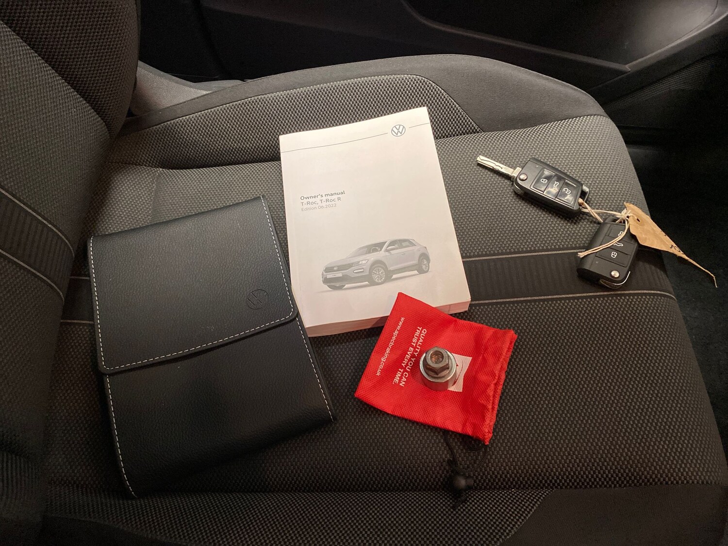 Used Volkswagen T-Roc 2023 for sale - 78212306: Photo 26