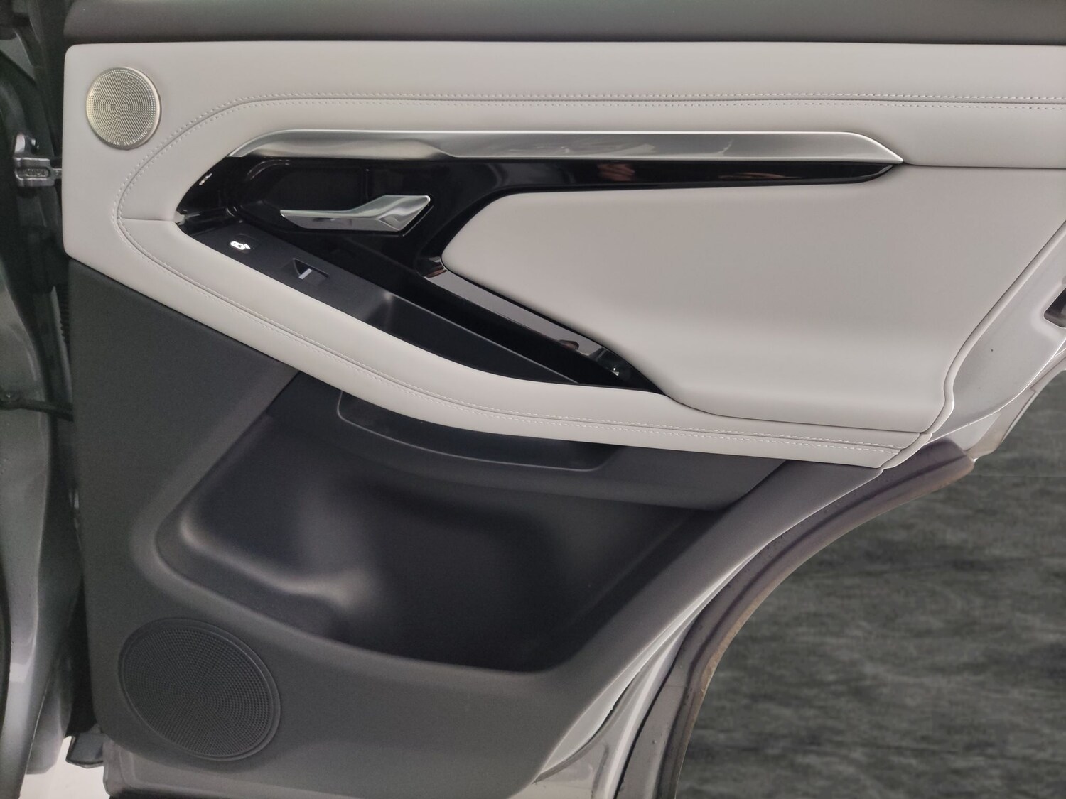 Used Land Rover Range Rover Evoque 2022 for sale - 78054047: Photo 38