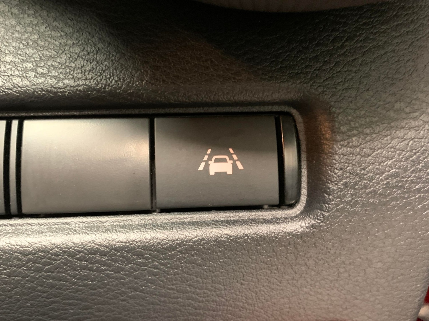 Used Nissan Juke 2023 for sale - 76426130: Photo 25