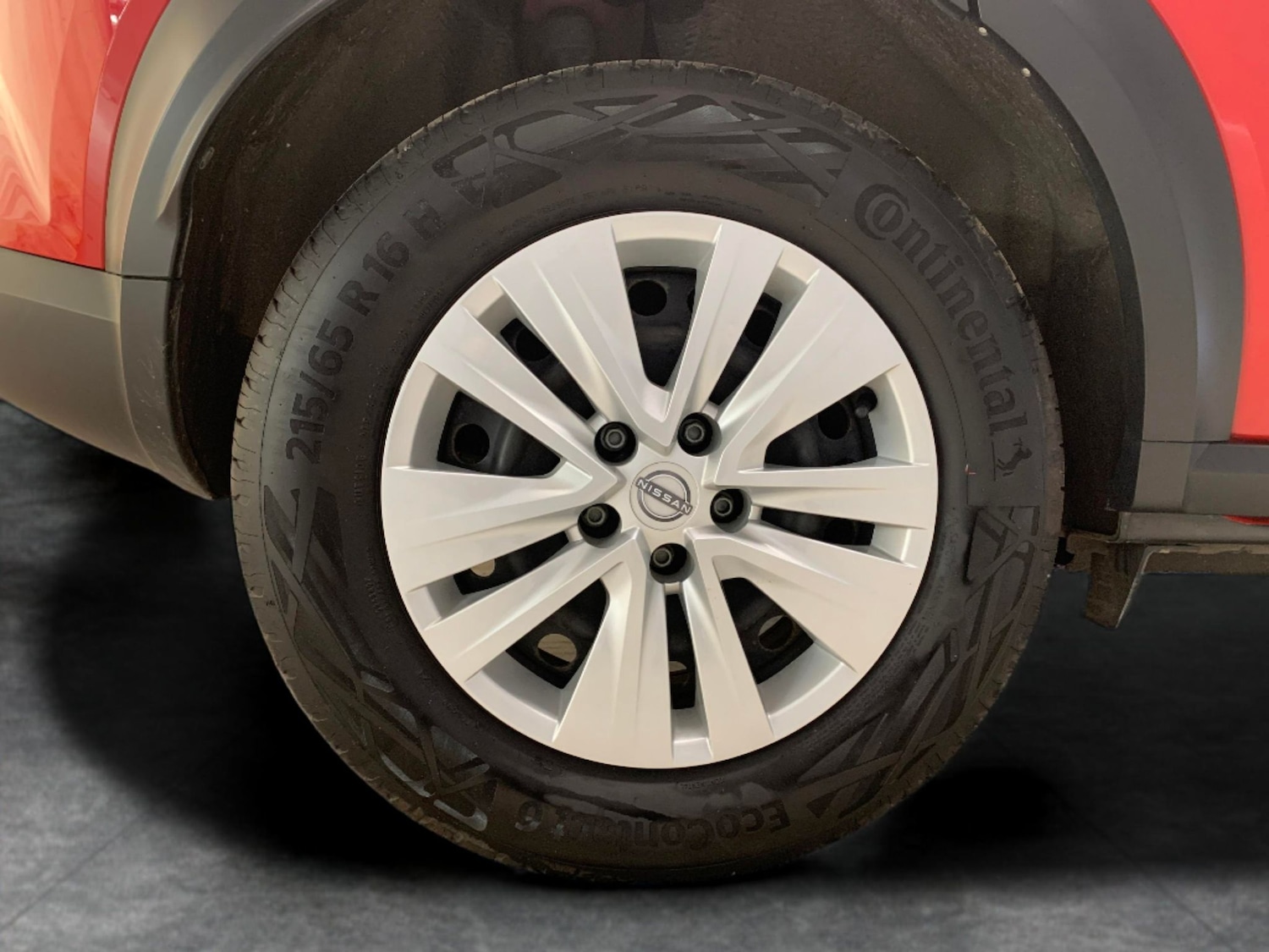 Used Nissan Juke 2023 for sale - 76426130: Photo 30