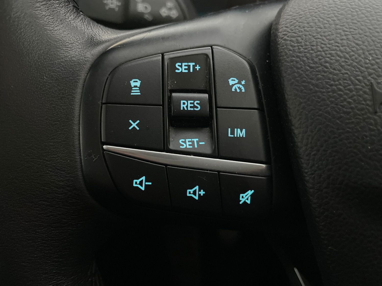 Used Ford Kuga 2020 for sale - 77418147: Photo 24