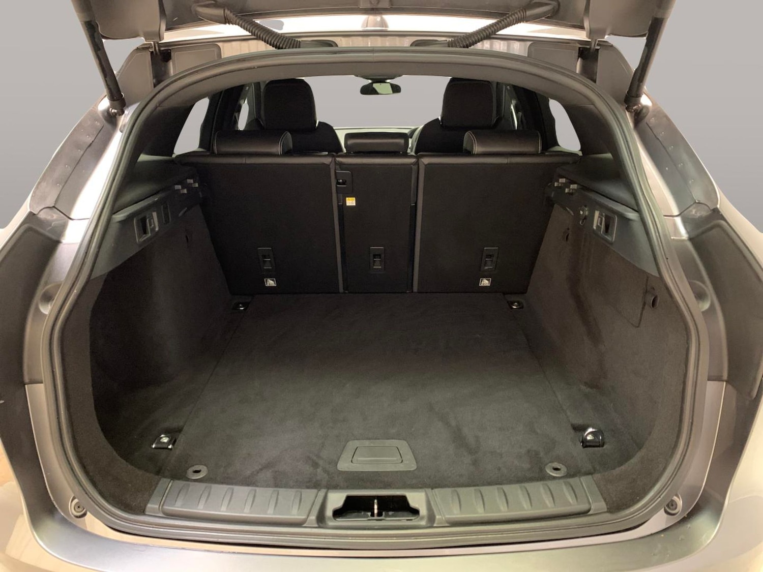 Used Jaguar F-Pace for sale - 76491907: Photo 34