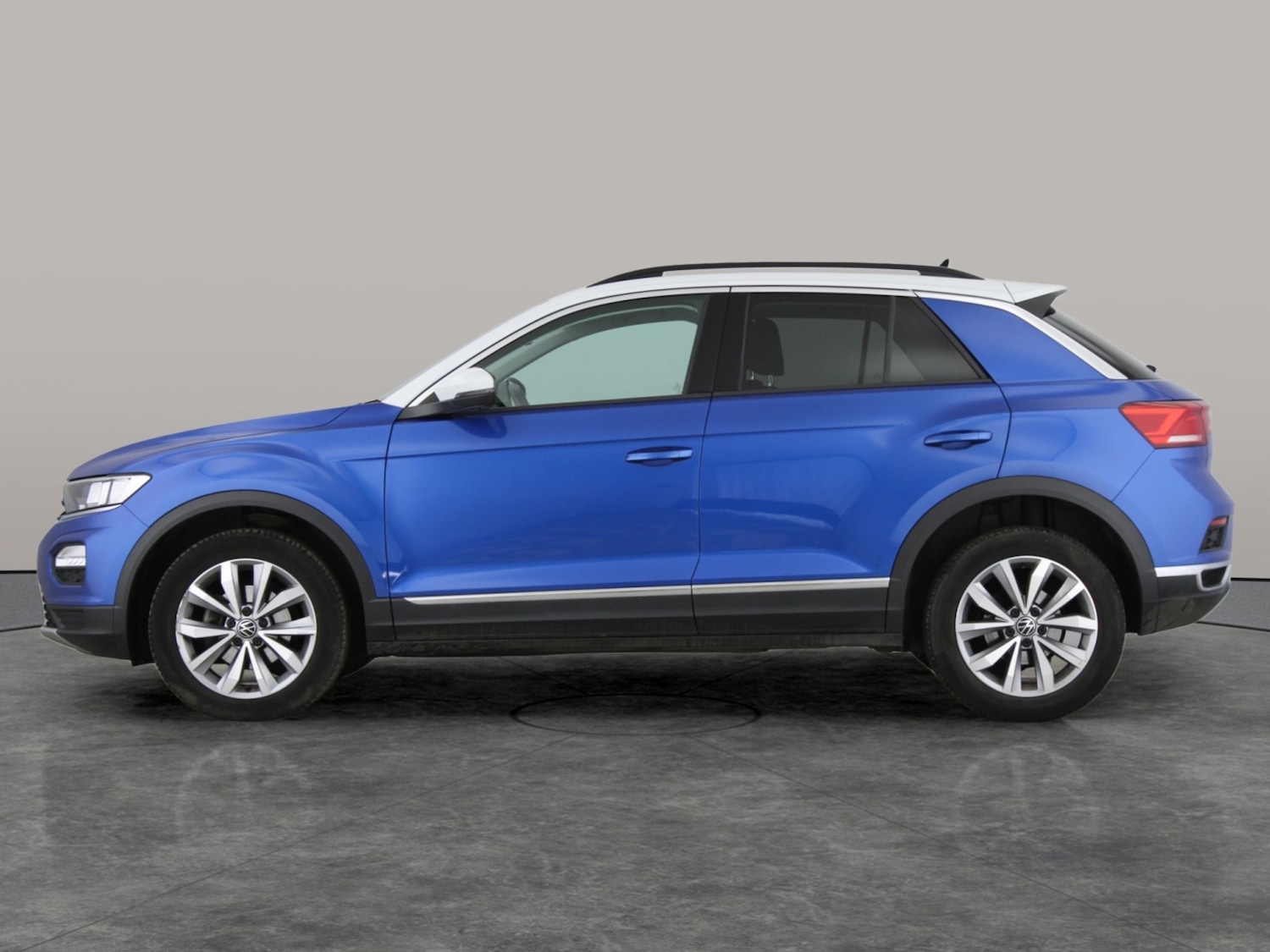 Used Volkswagen T-Roc 2021 for sale - 77180338: Photo 12