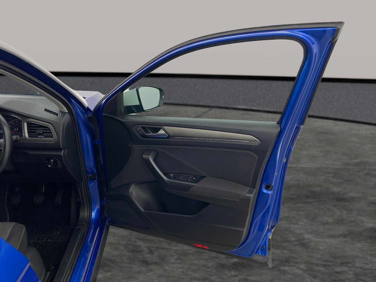 Used Volkswagen T-Roc 2021 for sale - 77180338: Photo 25