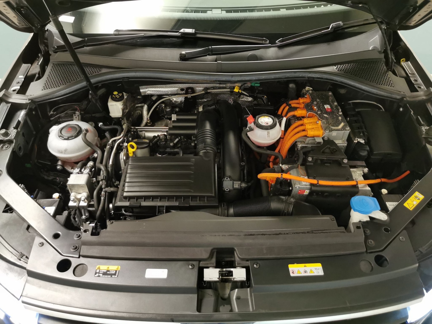 Used Volkswagen Tiguan 2024 for sale - 76709900: Photo 35