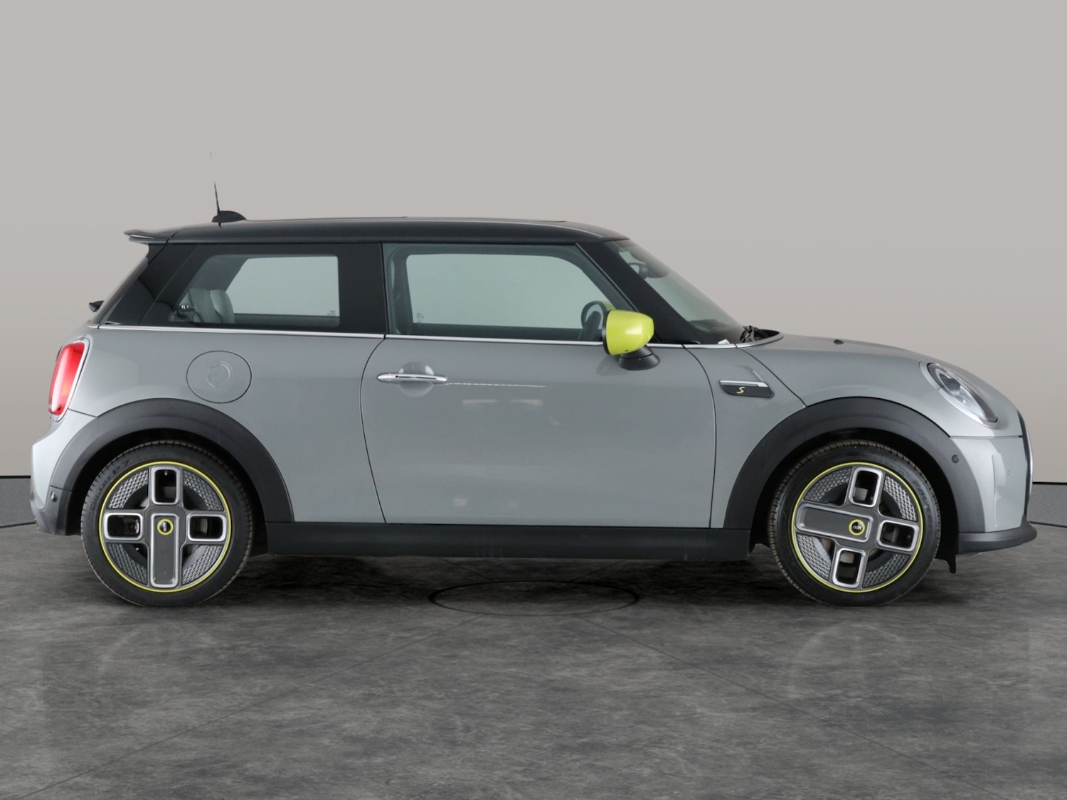 Used MINI Electric Hatch 2021 for sale - 76102319: Photo 15