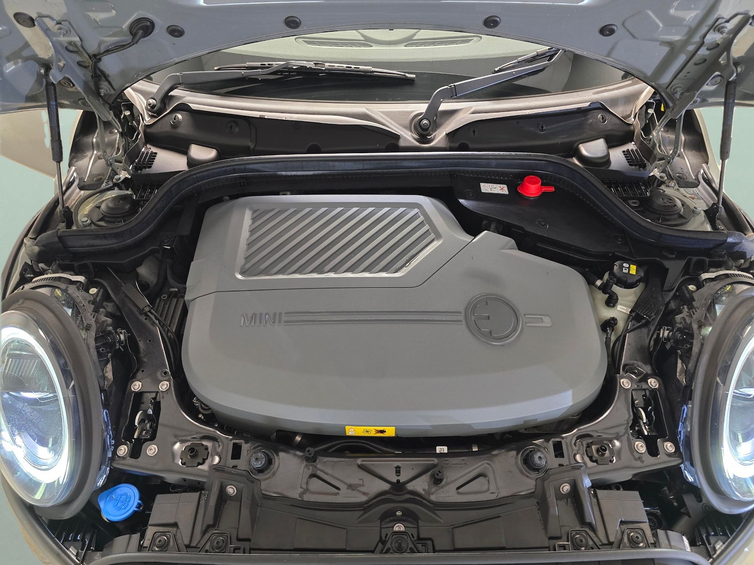 Used MINI Electric Hatch 2021 for sale - 76102319: Photo 38