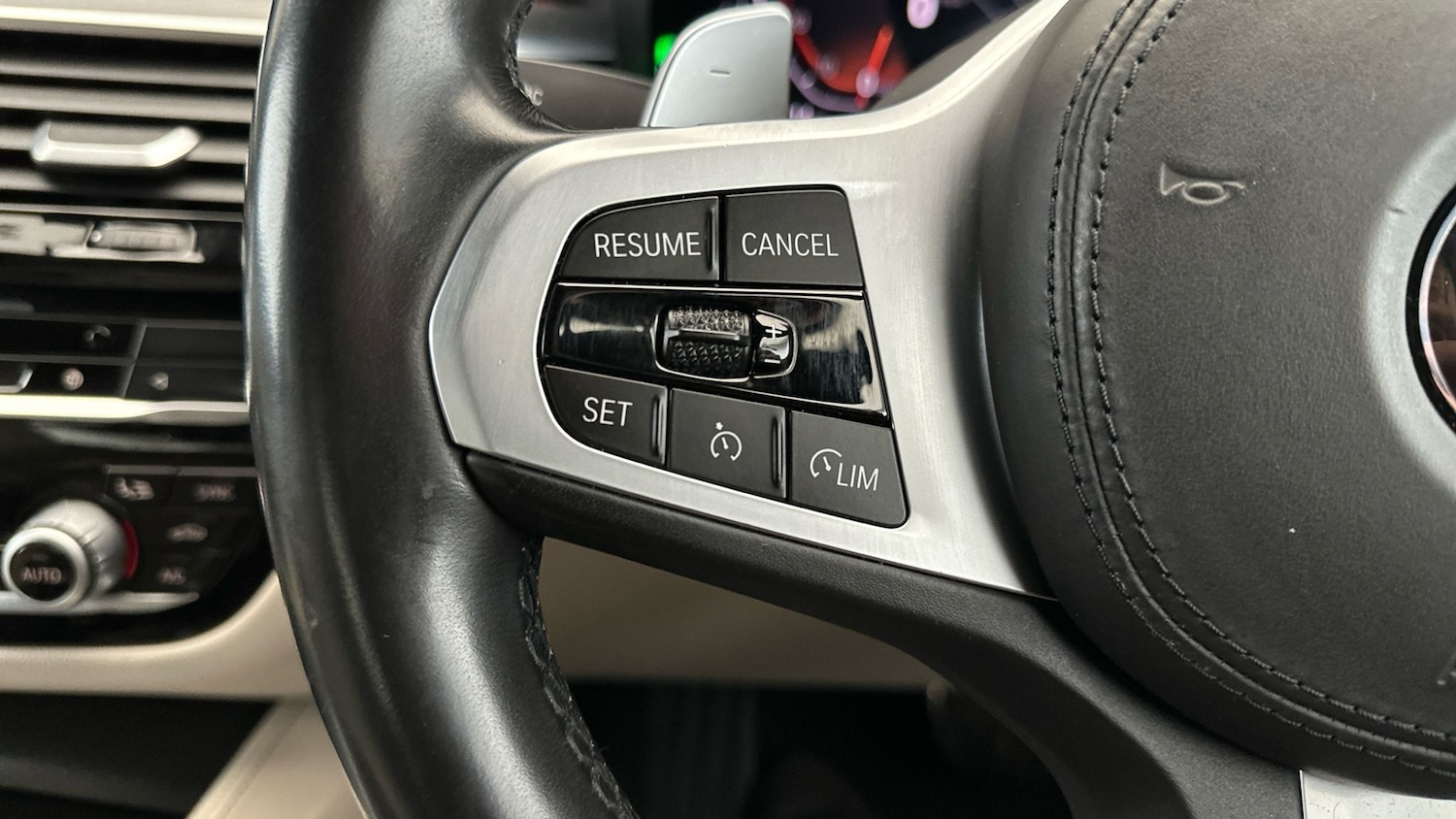 Used BMW 5 Series 2020 for sale - 76931878: Photo 22