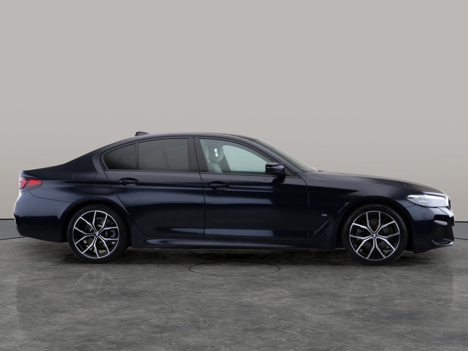 Used BMW 5 Series 2020 for sale - 76931878: Photo 5