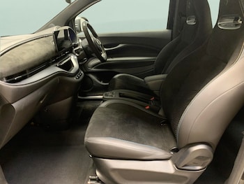 Used Abarth 500C 2025 for sale - 79597171: Photo