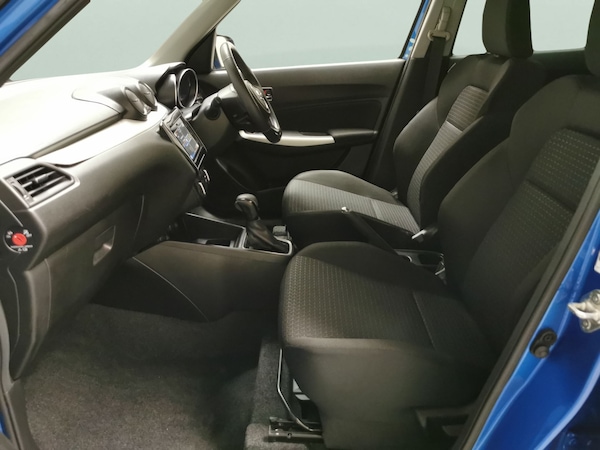 Used Suzuki Swift 2023 for sale - 76249670: Photo 5