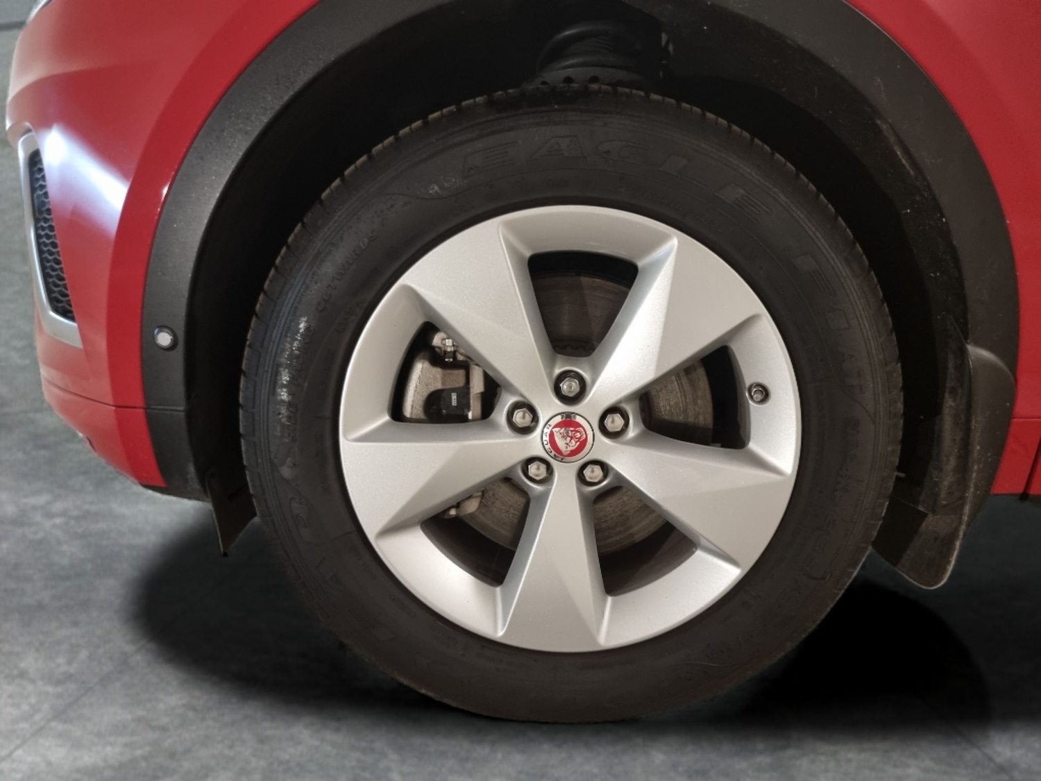 Used Jaguar E-Pace 2021 for sale - 76184825: Photo 28