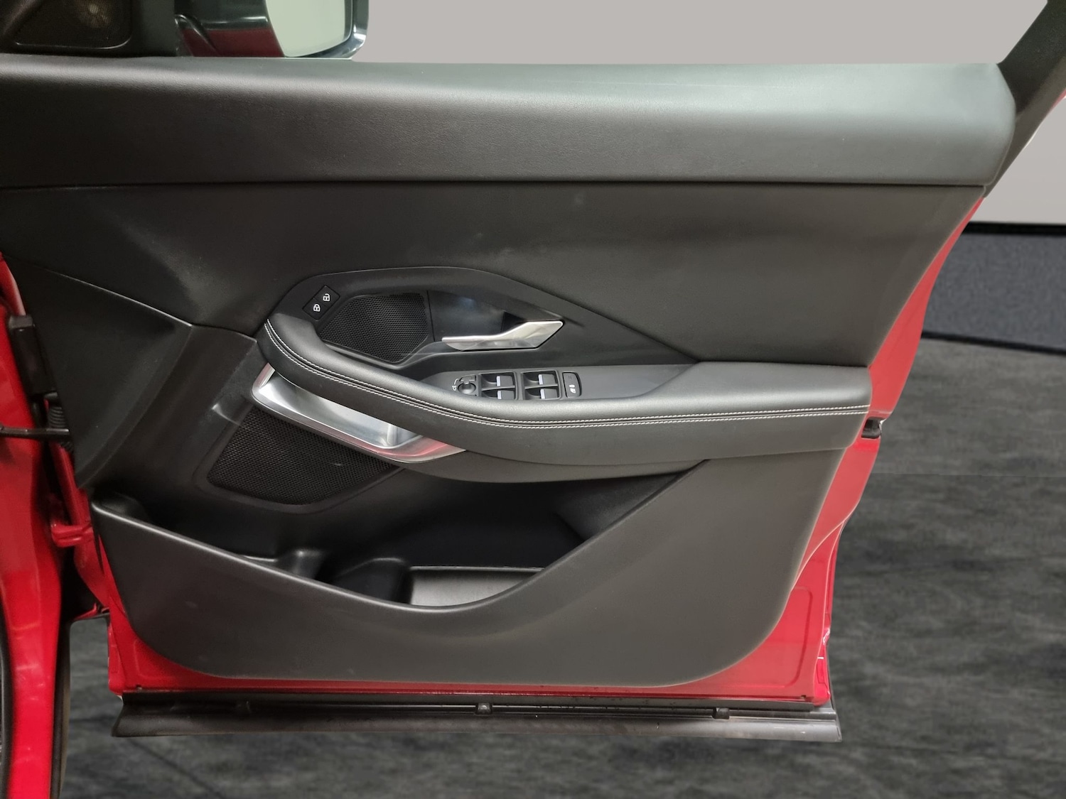 Used Jaguar E-Pace 2021 for sale - 76184825: Photo 37