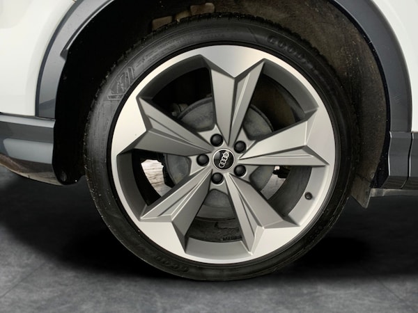 Used Audi Q4 e-tron 2023 for sale - 76303150: Photo 37