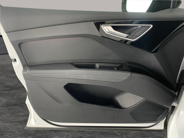 Used Audi Q4 e-tron 2023 for sale - 76303150: Photo 39