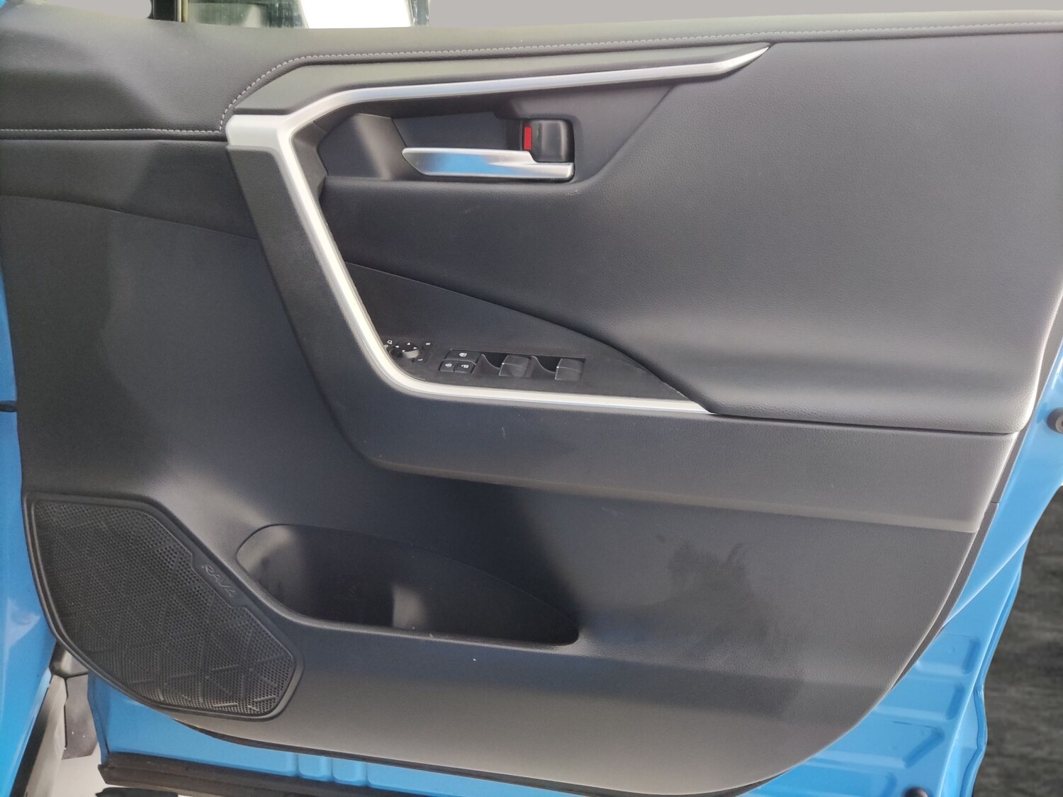 Used Toyota RAV4 2021 for sale - 78023030: Photo 32