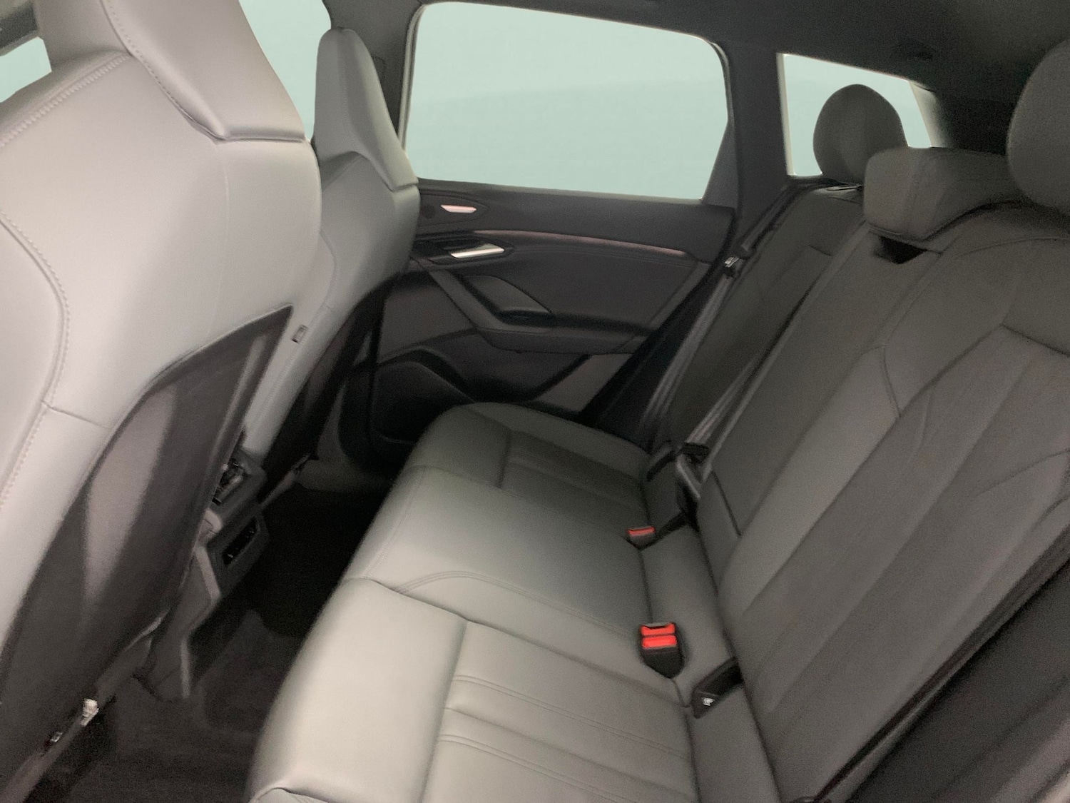 Used Audi Q6 e-tron 2025 for sale - 76159384: Photo 37