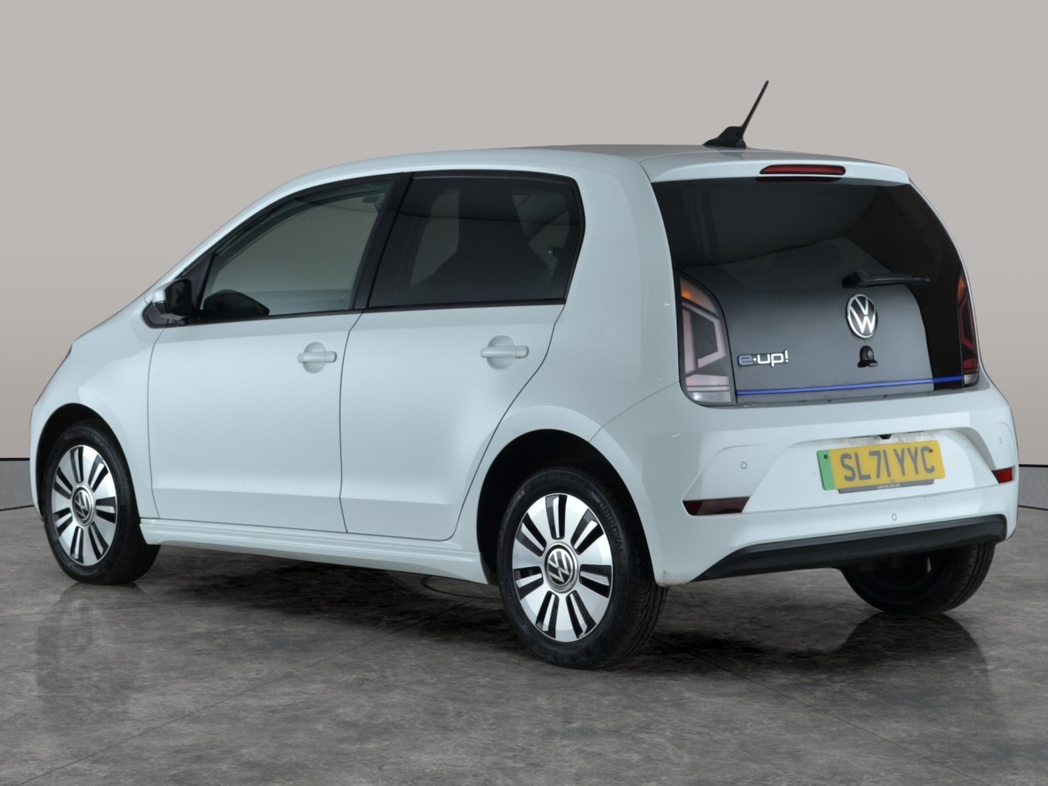 Used Volkswagen up! 2021 for sale - 77210865: Photo 11