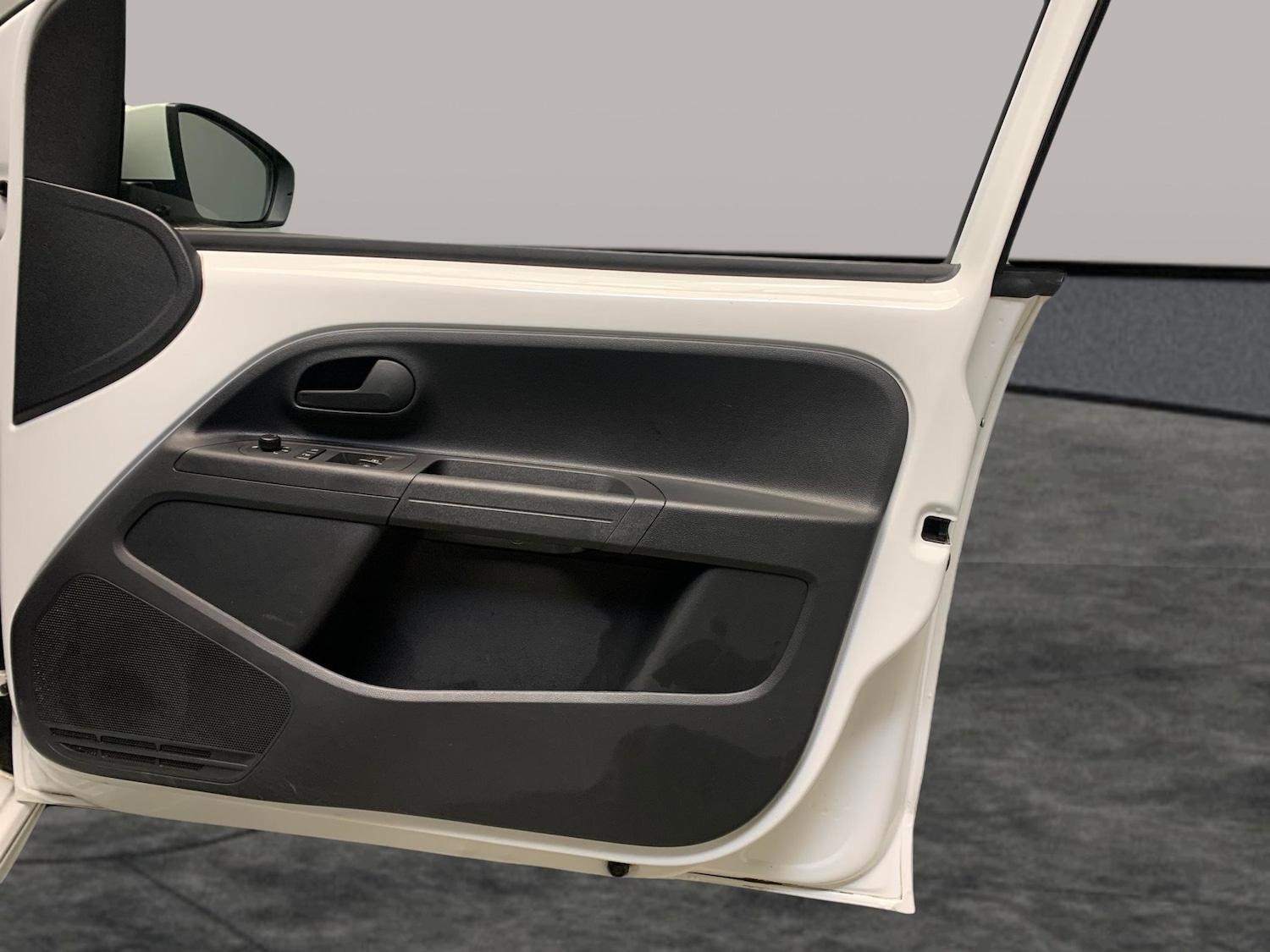 Used Volkswagen up! 2021 for sale - 77210865: Photo 24