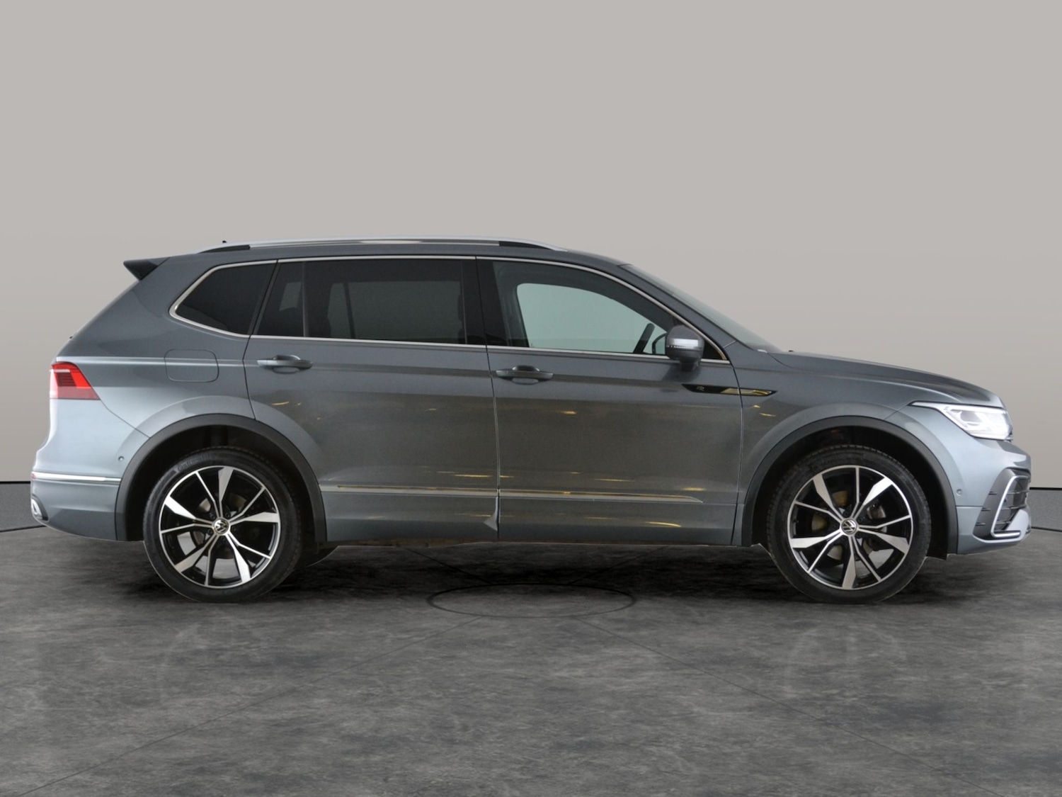 Used Volkswagen Tiguan Allspace 2022 for sale - 76958322: Photo 10