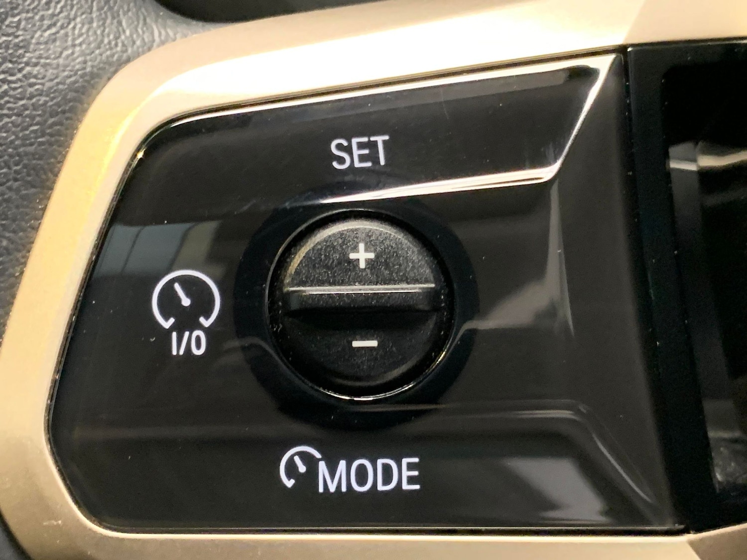 Used BMW iX 2022 for sale - 76978243: Photo 22