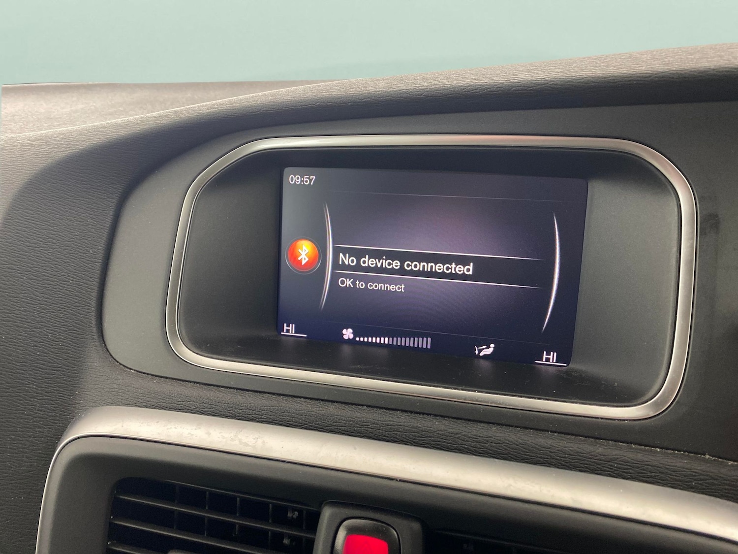 Used Volvo V40 2019 for sale - 77281458: Photo 14