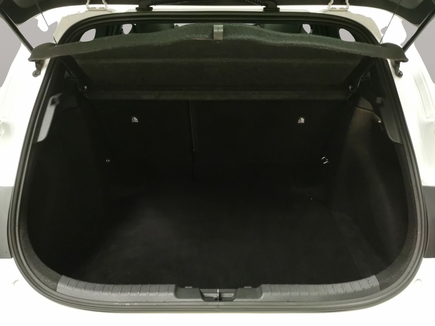 Used Toyota Corolla 2019 for sale - 76980375: Photo 32