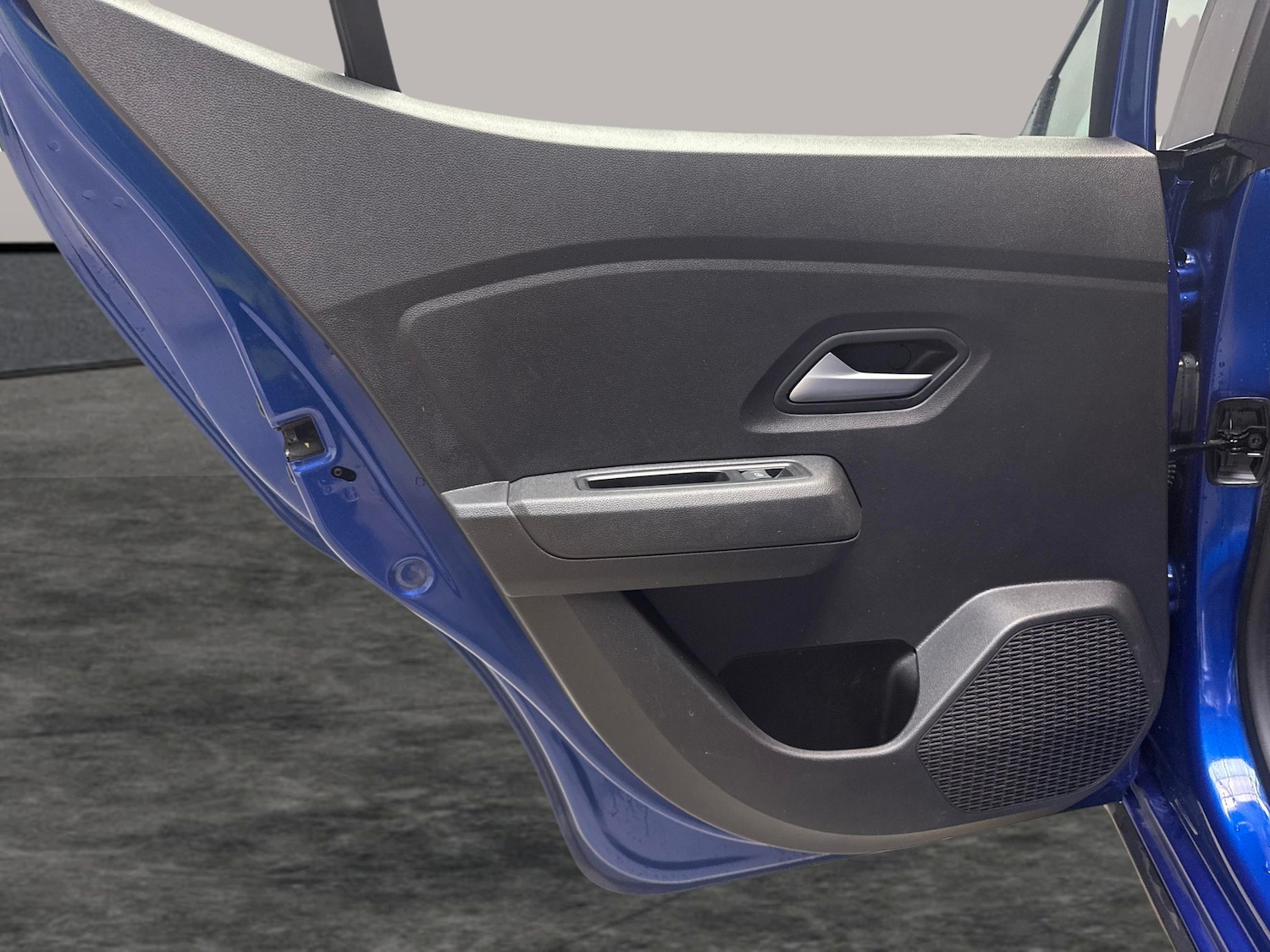 Used Dacia Sandero Stepway 2024 for sale - 77053057: Photo 24