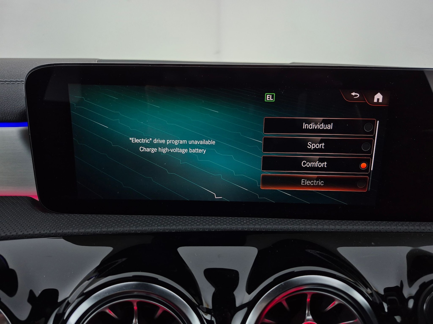 Used Mercedes-Benz CLA 2023 for sale - 77975822: Photo 21