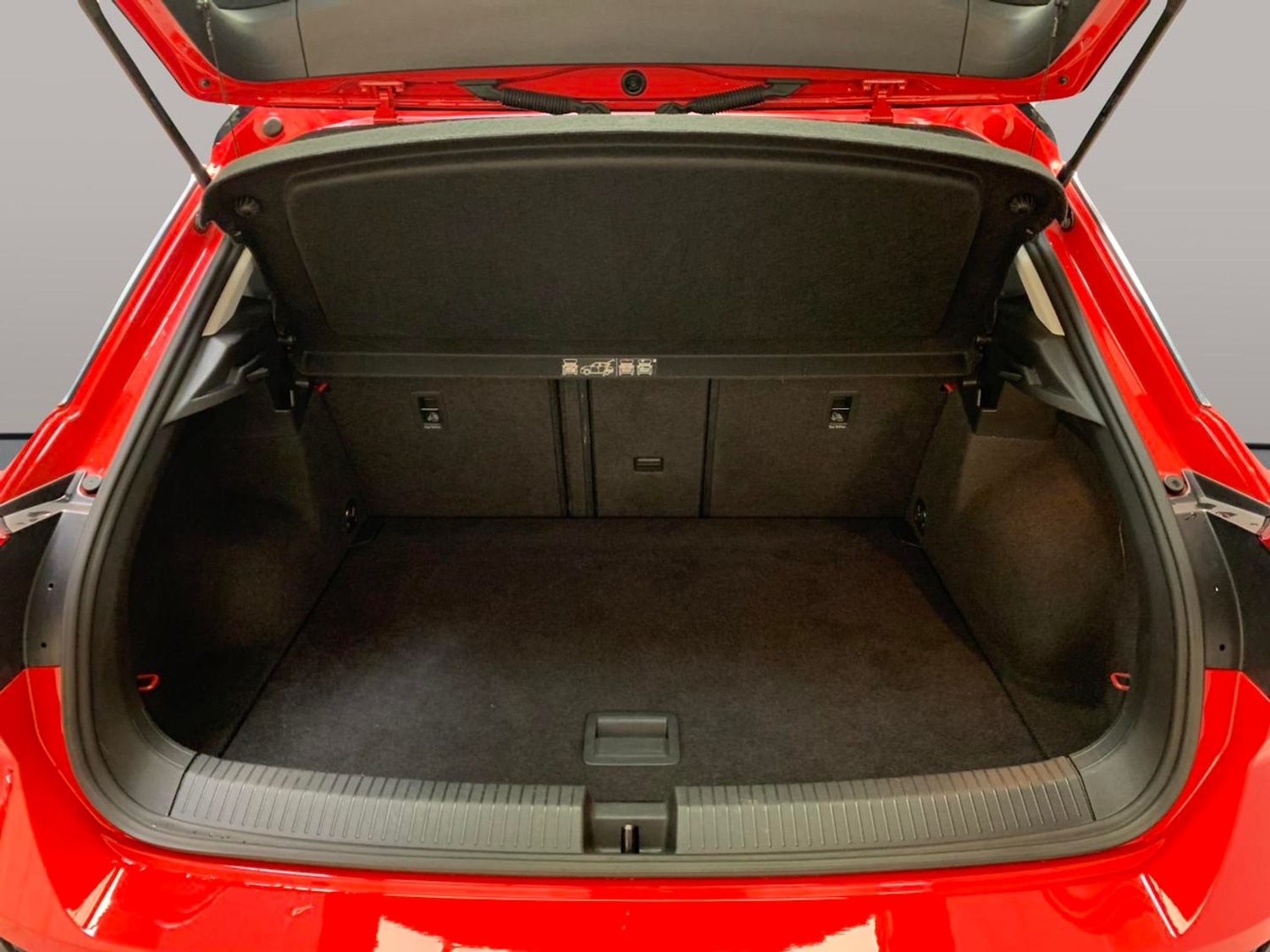 Used Volkswagen T-Roc 2020 for sale - 76777850: Photo 31