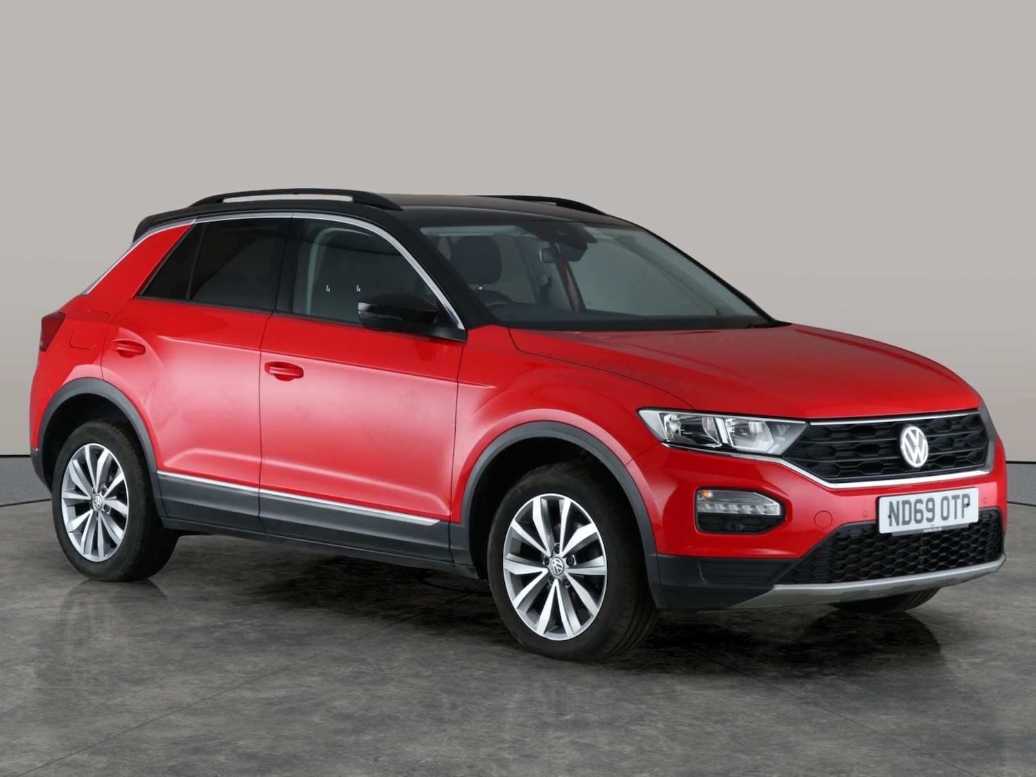 Used Volkswagen T-Roc 2020 for sale - 76777850: Photo 7