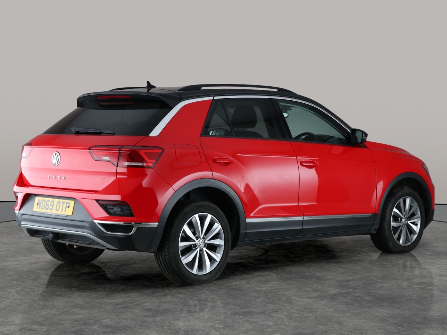 Used Volkswagen T-Roc 2020 for sale - 76777850: Photo 9