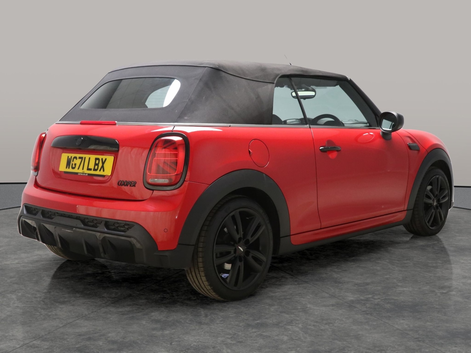 Used MINI Convertible 2021 for sale - 76364953: Photo 11