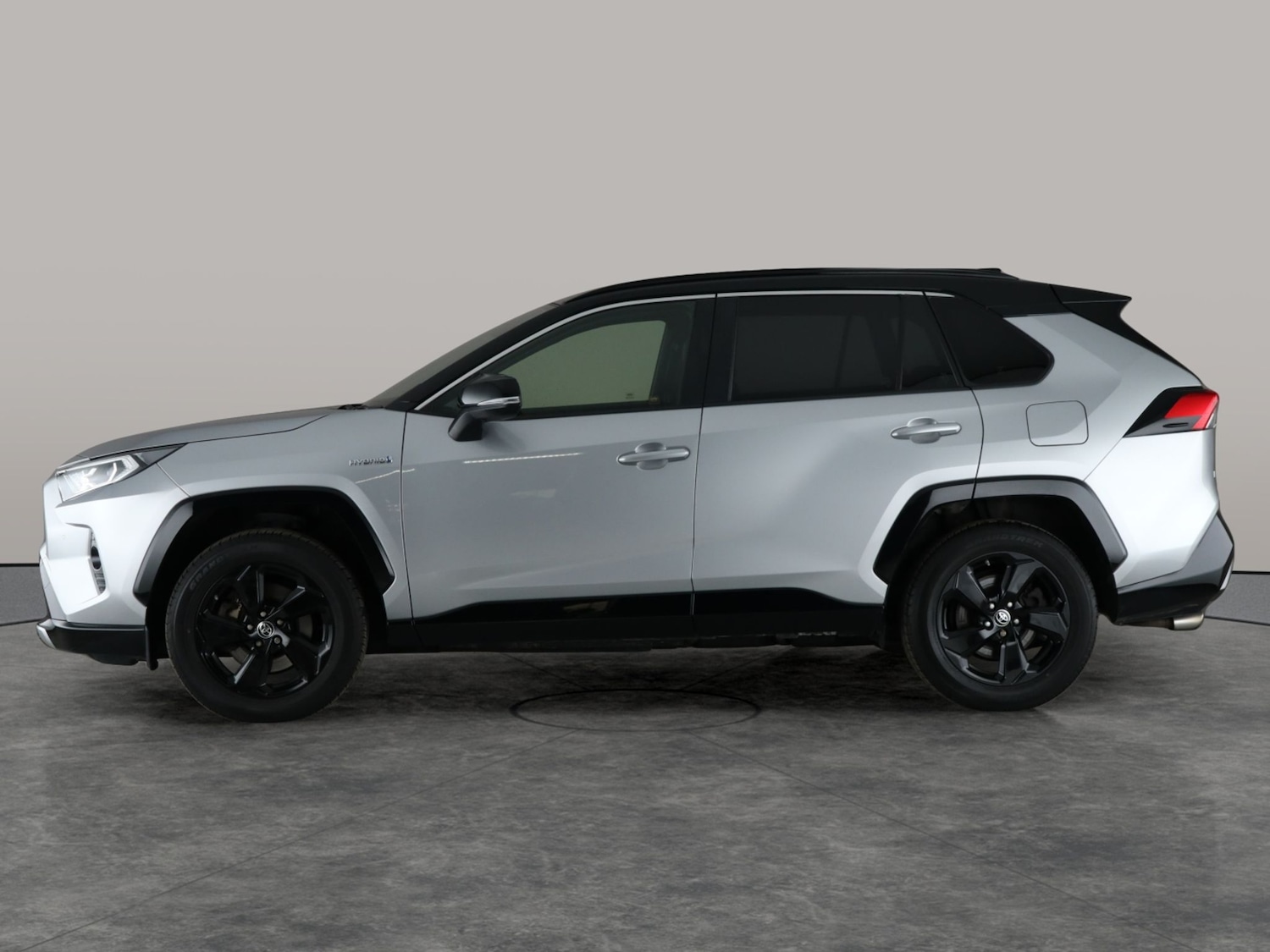 Used Toyota RAV4 2021 for sale - 76159334: Photo 16
