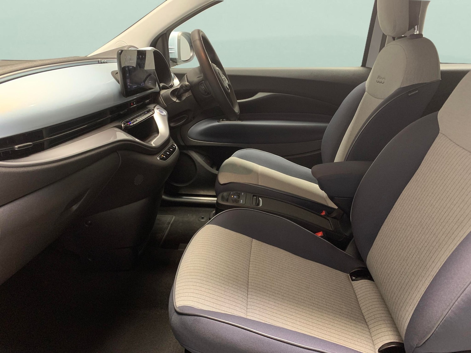 Used Fiat 500 2021 for sale - 77418094: Photo 4