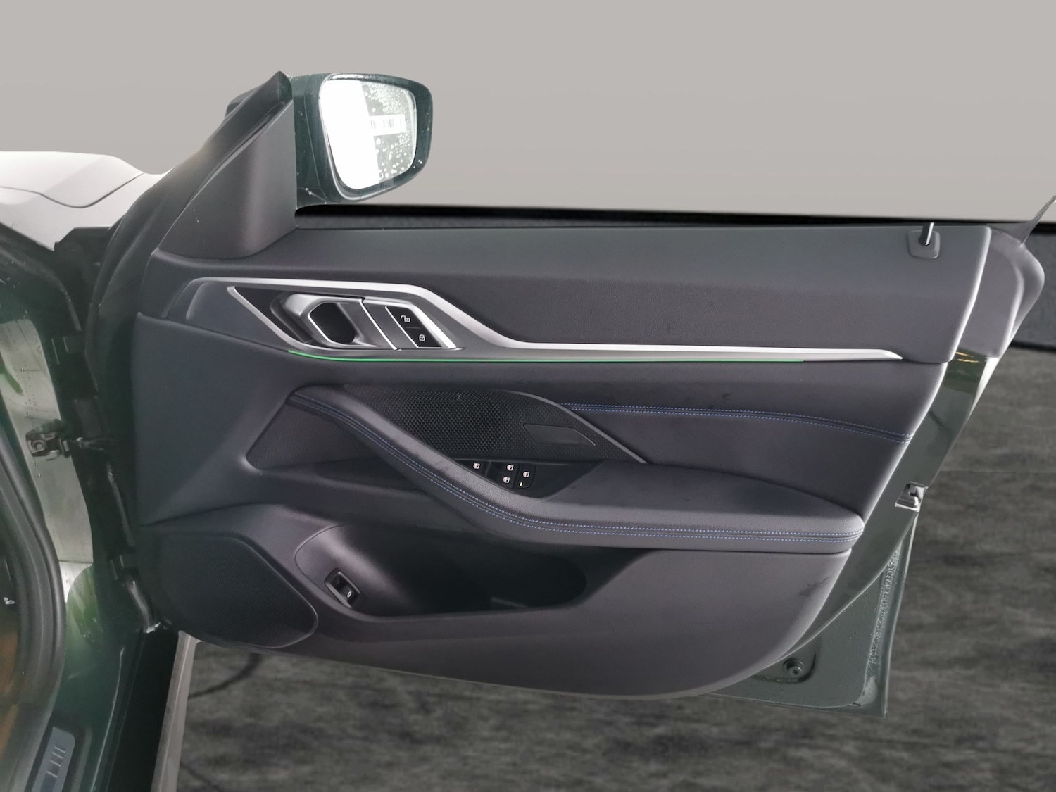 Used BMW i4 2023 for sale - 77555704: Photo 30