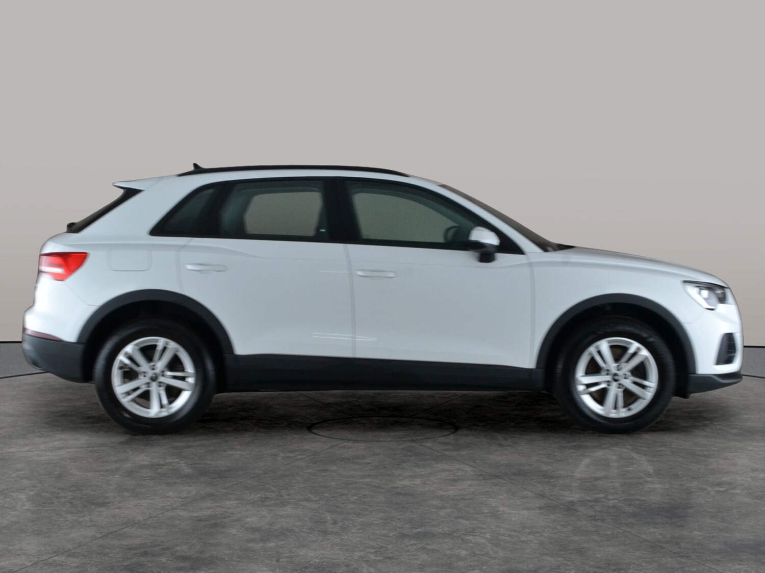 Used Audi Q3 2021 for sale - 77960548: Photo 8