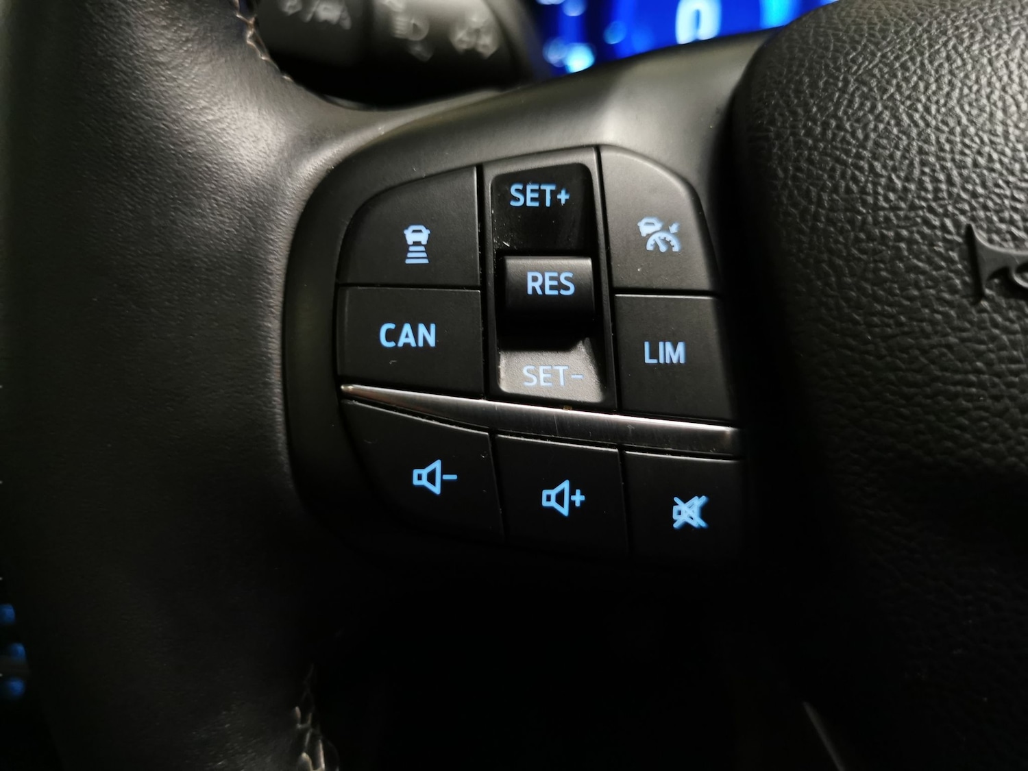 Used Ford Focus 2020 for sale - 76777777: Photo 21