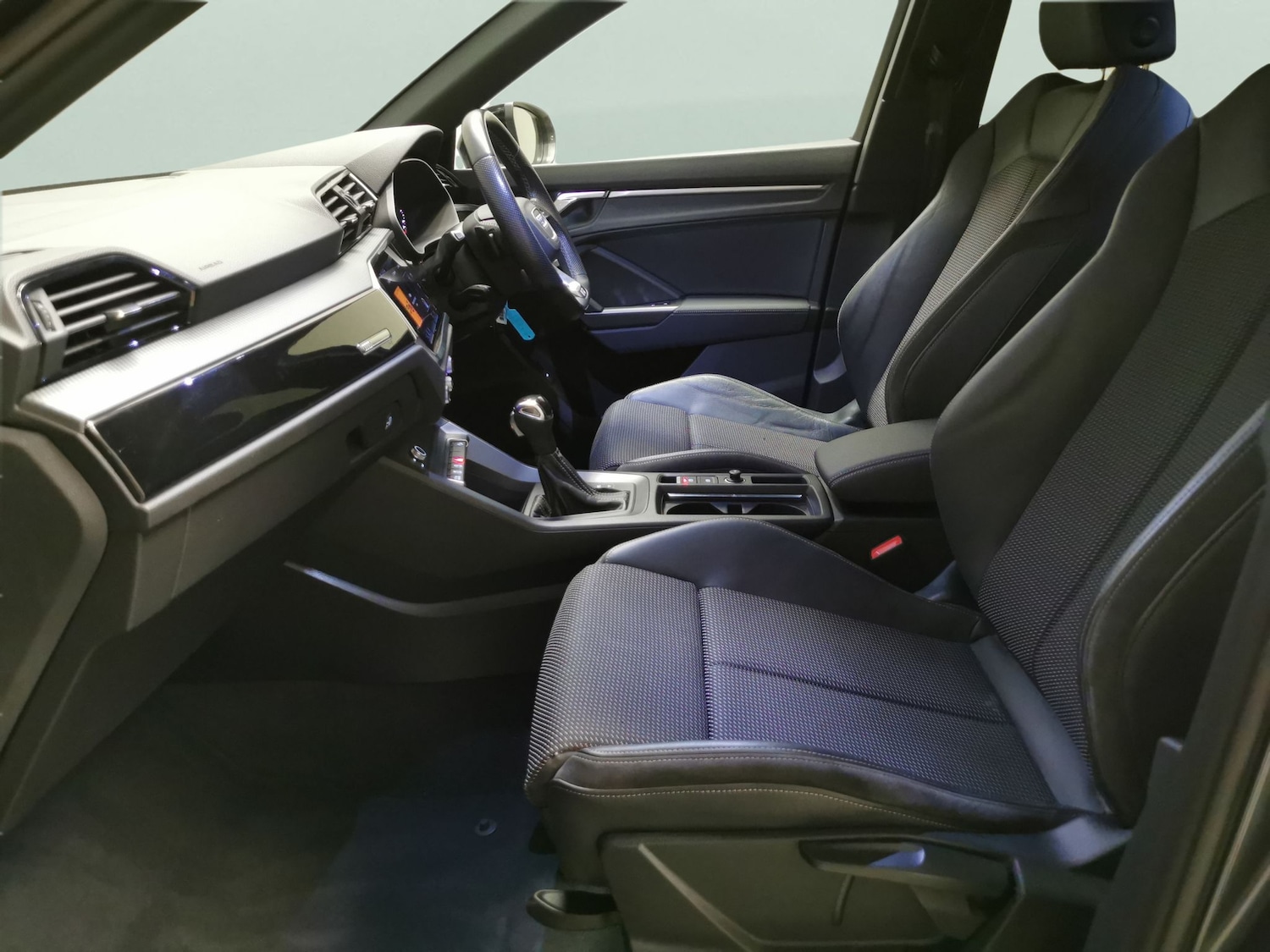 Used Audi Q3 2022 for sale - 77629773: Photo 4