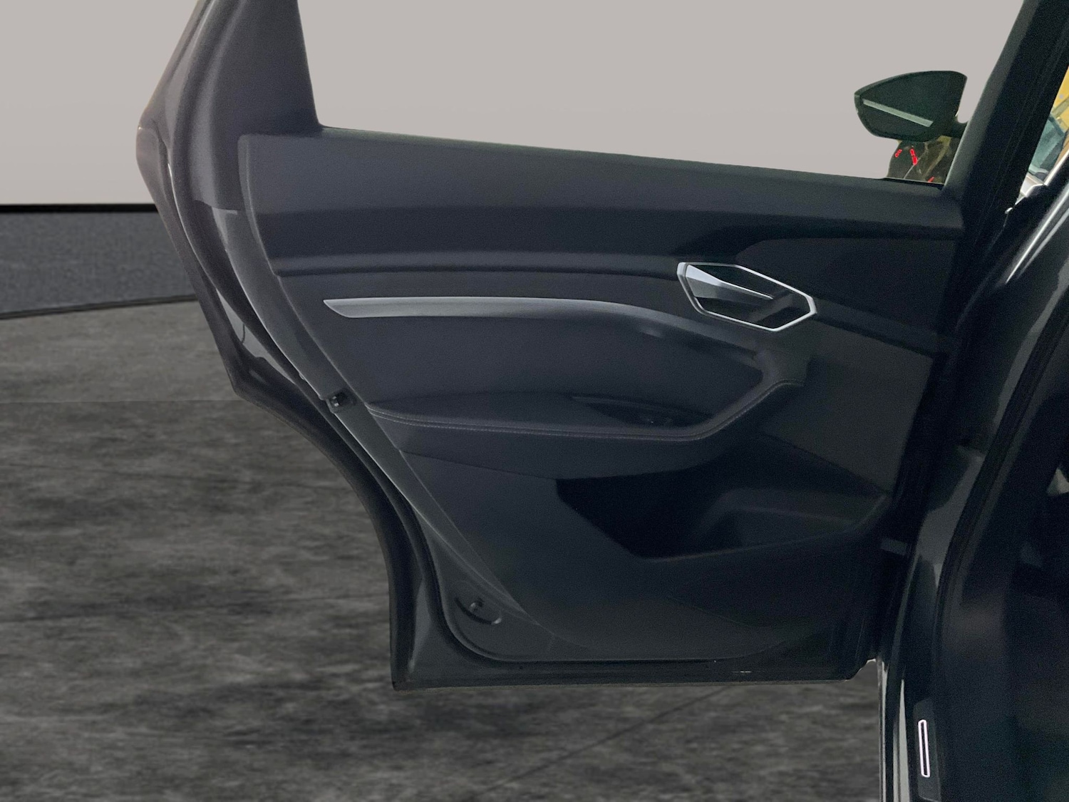 Used Audi e-tron 2022 for sale - 76595399: Photo 37