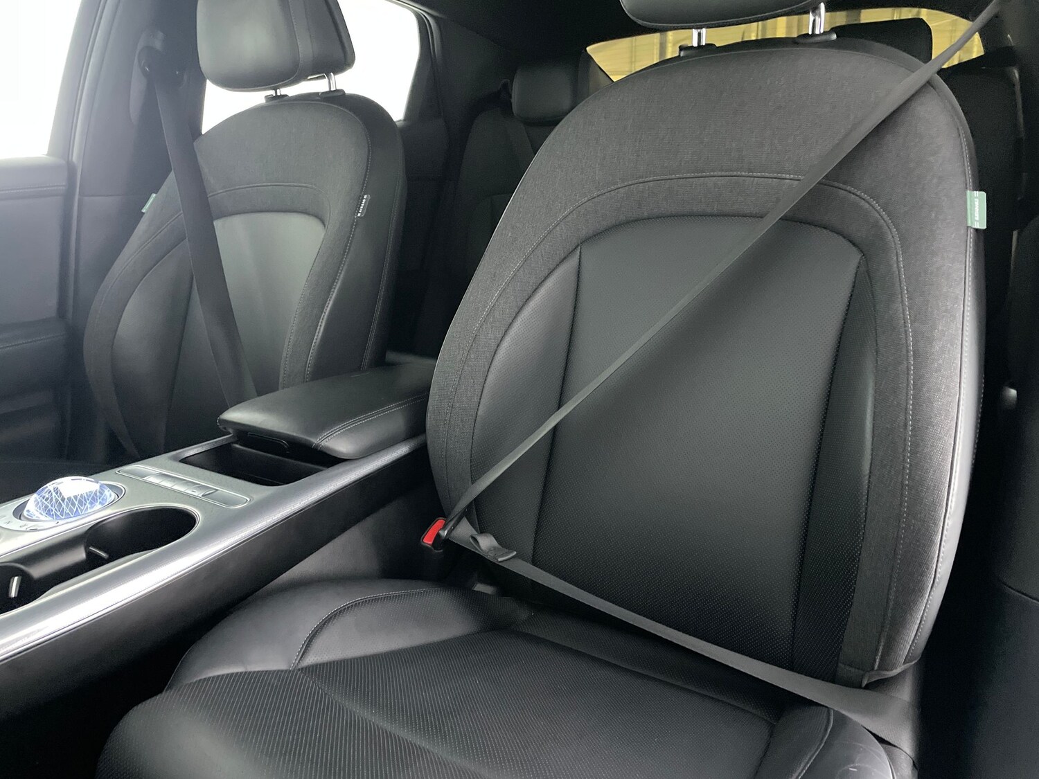 Used Genesis GV60 2022 for sale - 77802993: Photo 14