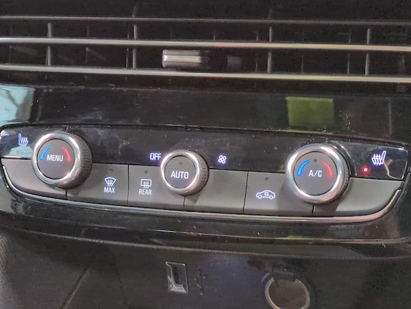 Used Vauxhall Mokka 2022 for sale - 76318289: Photo 19