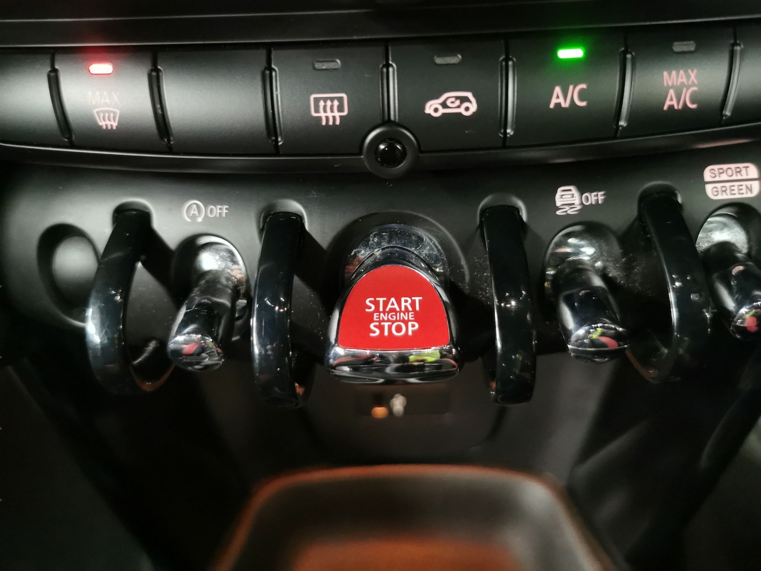 Used MINI Hatch 2018 for sale - 76782064: Photo 17