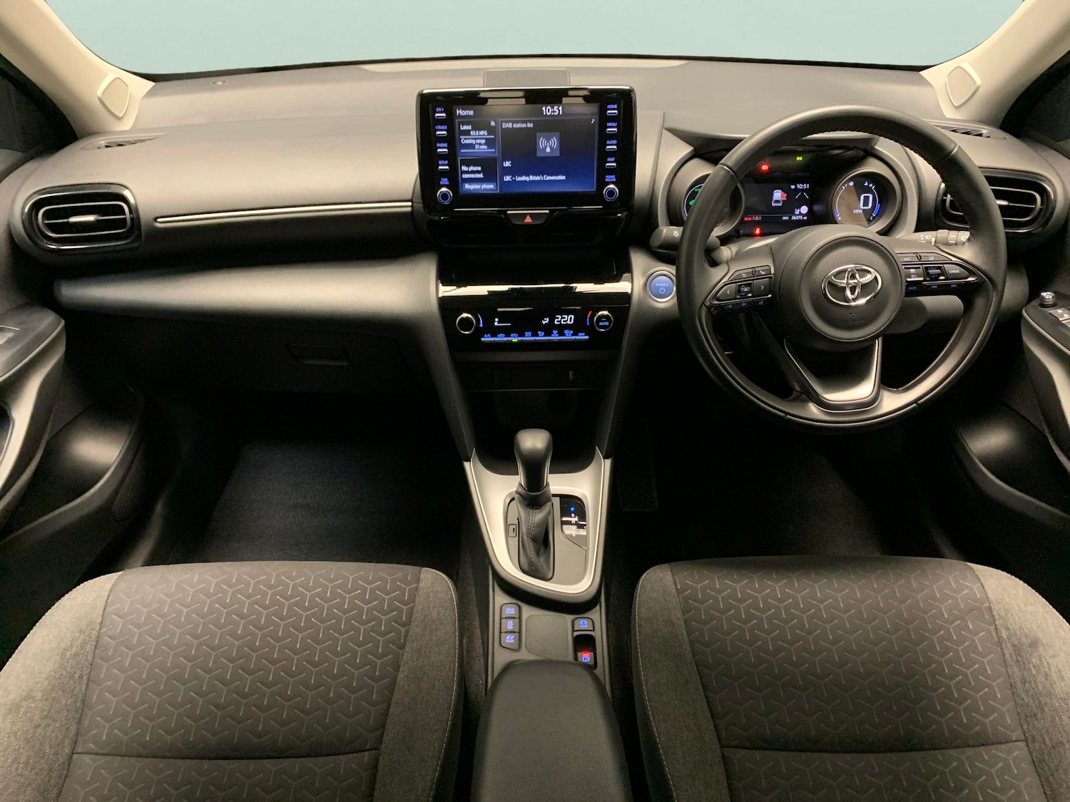 Used Toyota Yaris Cross 2024 for sale - 76344791: Photo 9