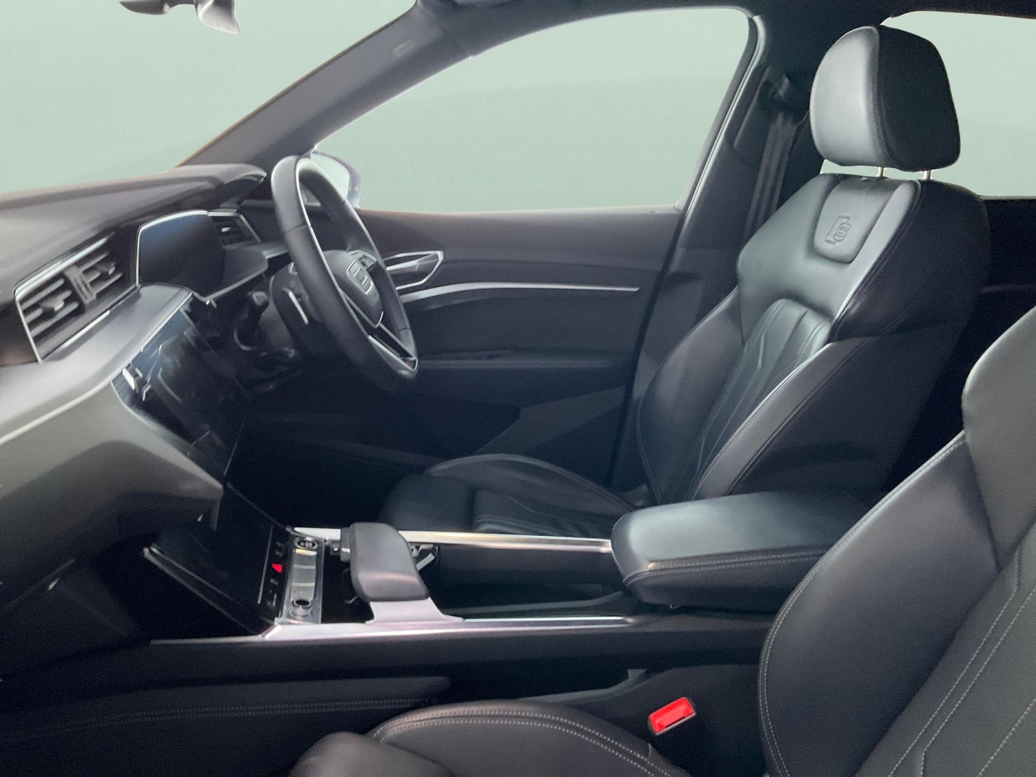 Used Audi e-tron 2022 for sale - 76577904: Photo 4