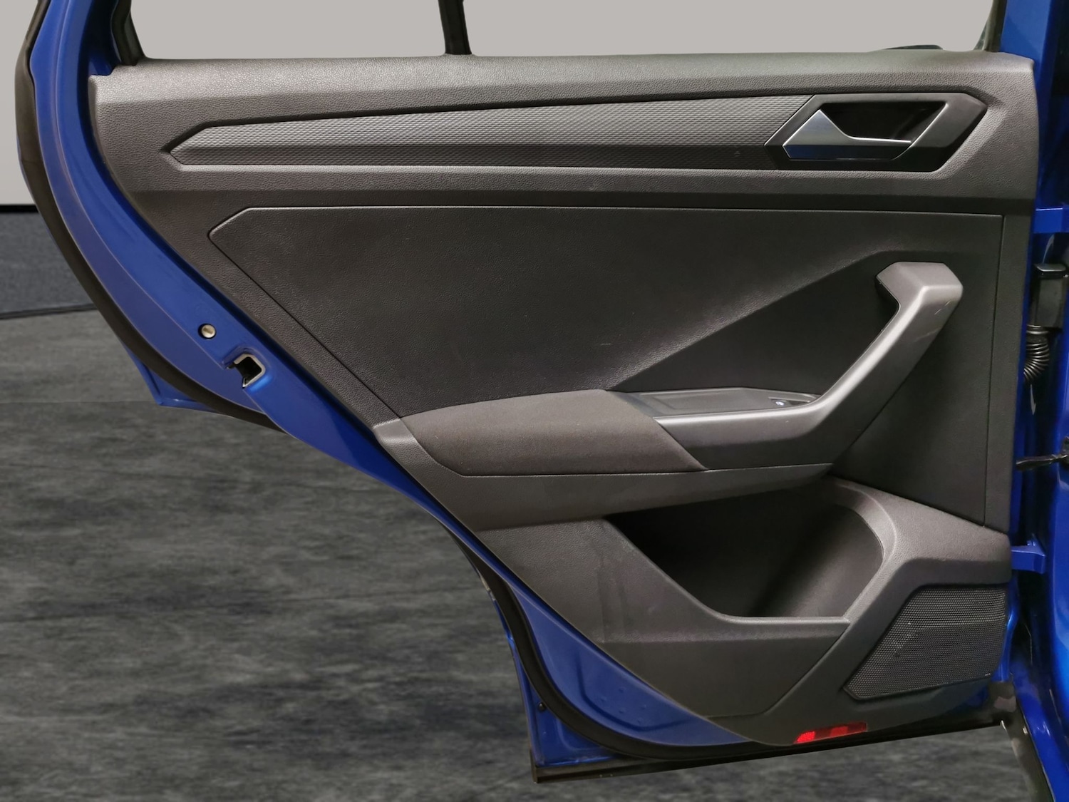 Used Volkswagen T-Roc 2022 for sale - 76428466: Photo 33