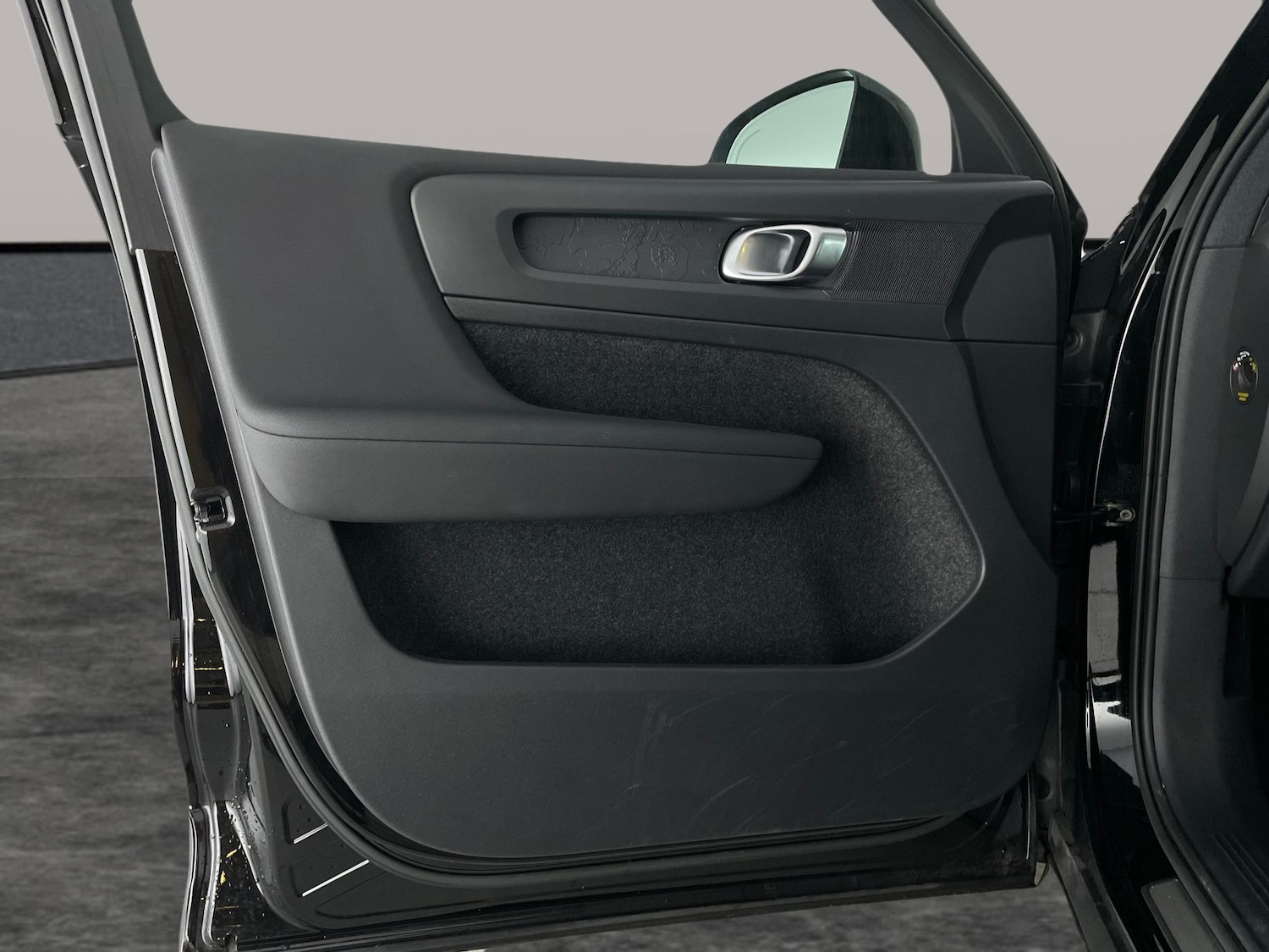 Used Volvo XC40 2022 for sale - 76958369: Photo 34