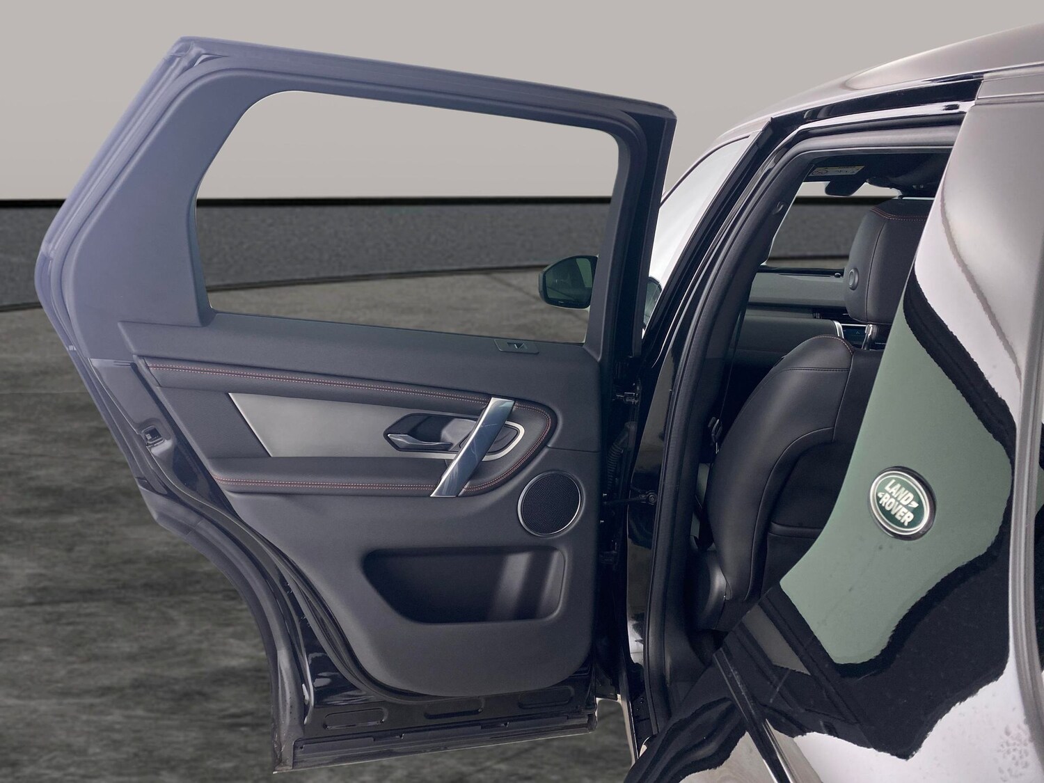 Used Land Rover Discovery Sport 2023 for sale - 77472285: Photo 24