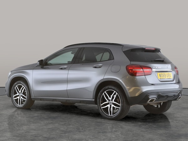 Used Mercedes-Benz GLA 2019 for sale - 76300601: Photo 8